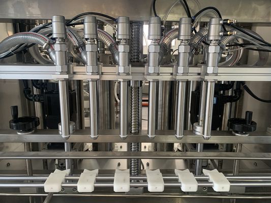 Mesin Penuh Lotion Krim Kosmetik Enam Nozzles Mesin Penuh Capping